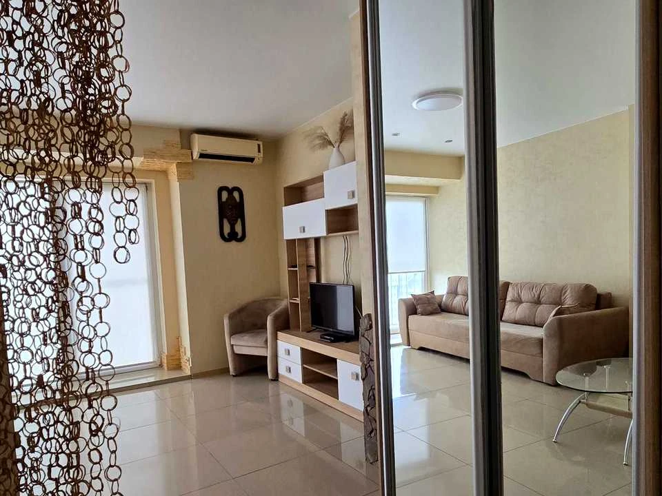 Apartment. Alexander Polya Avenue, Dnipro