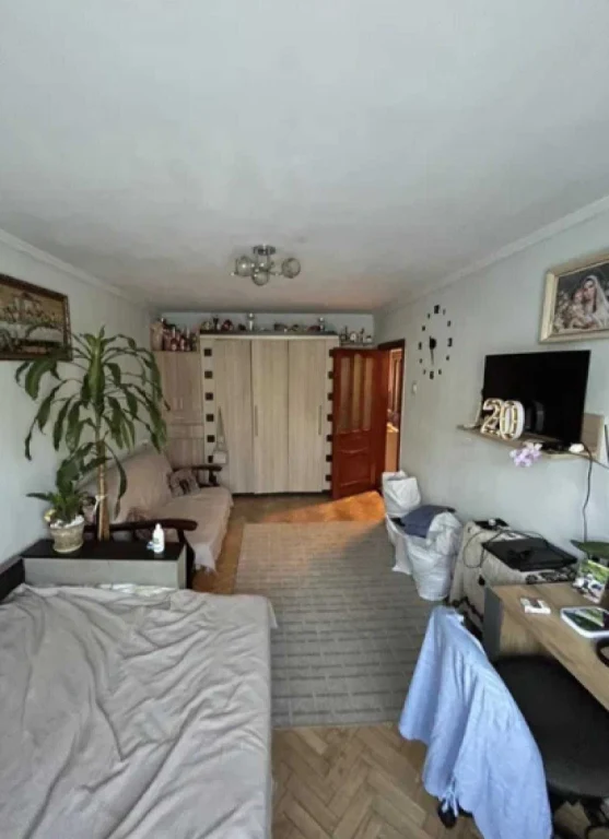 Sale of a 3-room apartment in the Шевchenkivsky district of Lviv