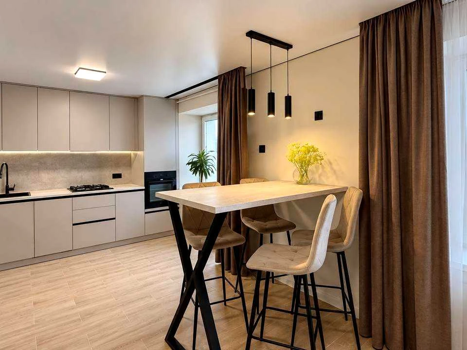 Apartment. Stryiska Street, Lviv