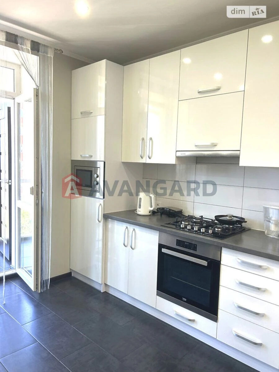 Продажа 2-комнатной квартиры, ул. Роксоляны, 43 Б.