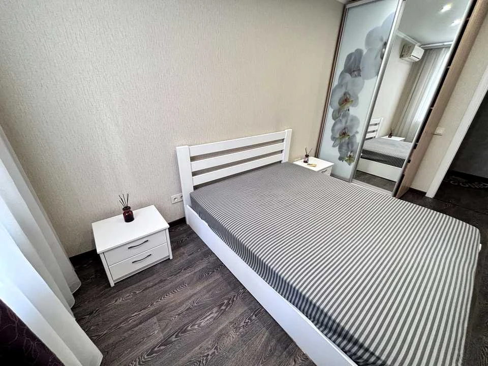 Apartment. Kryvyi Rih, Het'manska st.