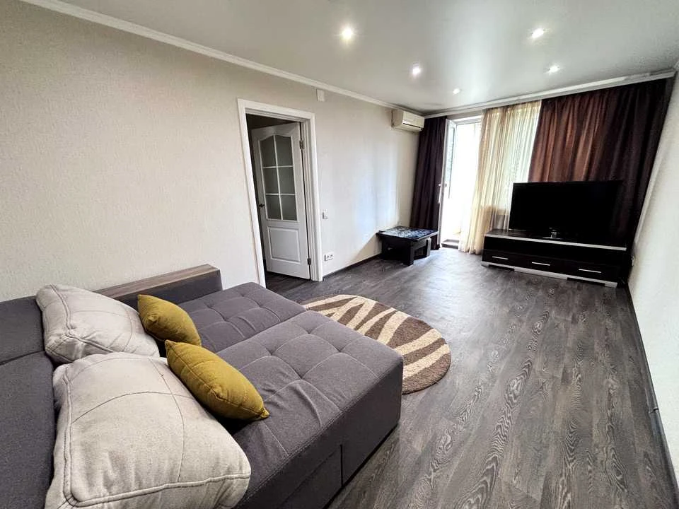 Apartment. Kryvyi Rih, Het'manska st.