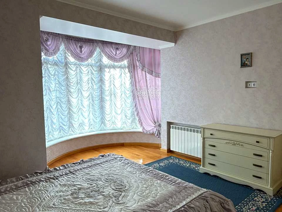 Apartment. Truskavets, Solomiia Krushelnitska St.