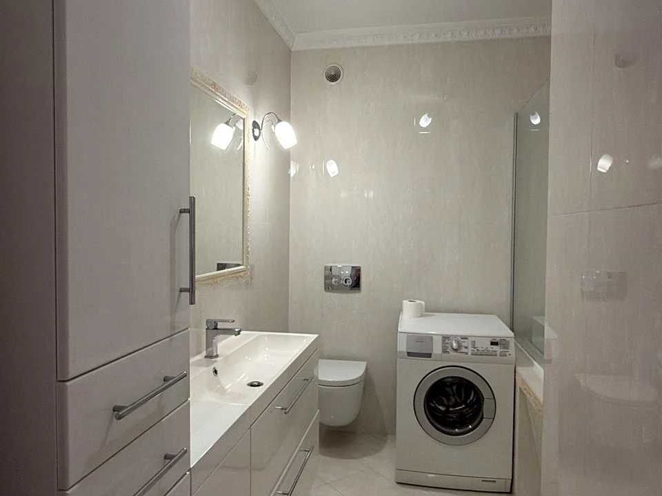 Apartment. Truskavets, Solomiia Krushelnitska St.