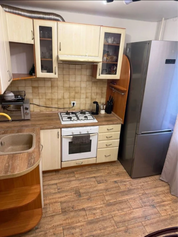 For Sale: 3-room apartment on Likarya, Rakovitsa