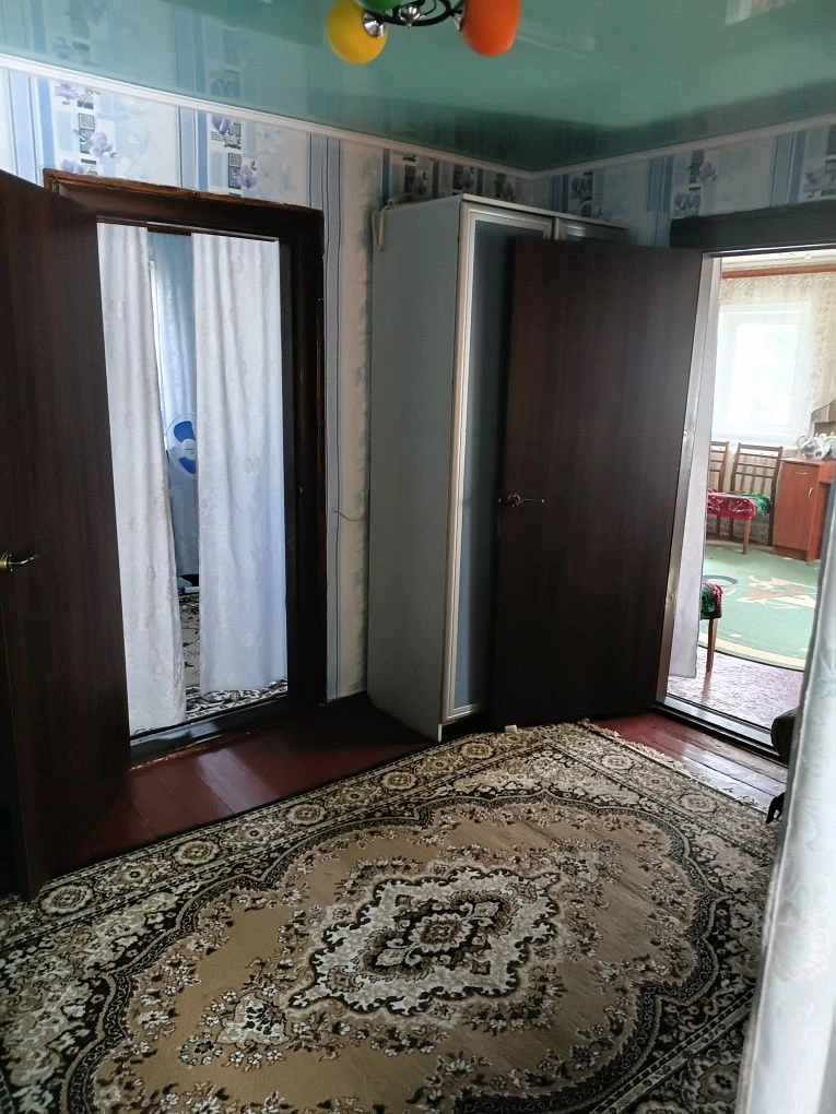 продається будинок