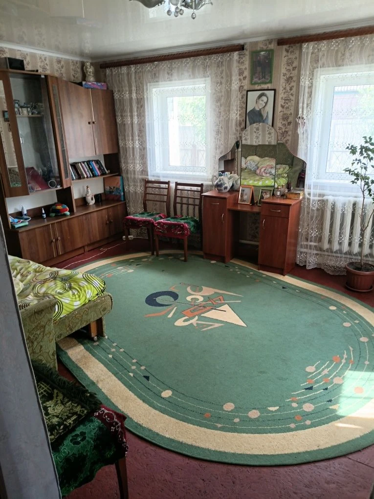 продається будинок