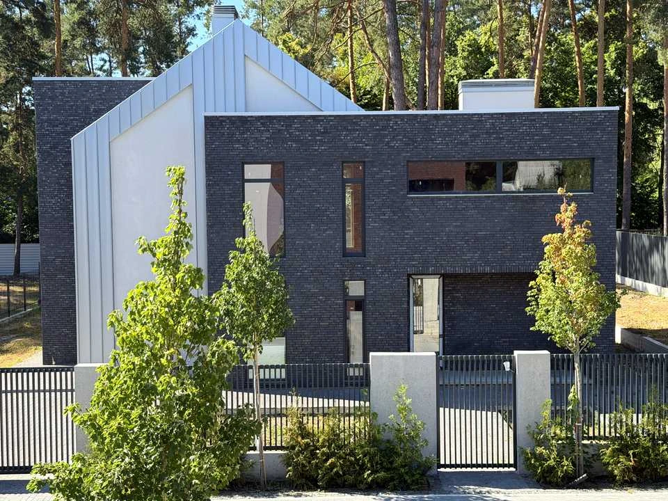 Будинок. Ірпінь, 9-та Лінія вул.