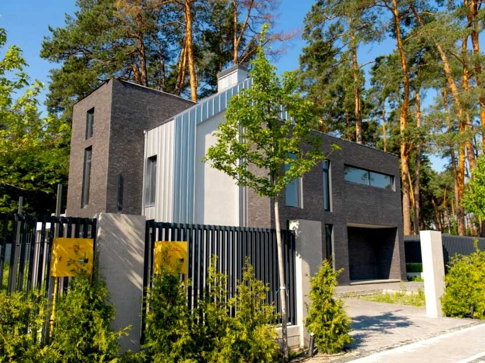 Будинок. Ірпінь, 9-та Лінія вул.