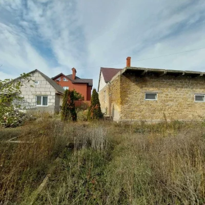 New Bugovo, Rybacska Street, two houses on a plot