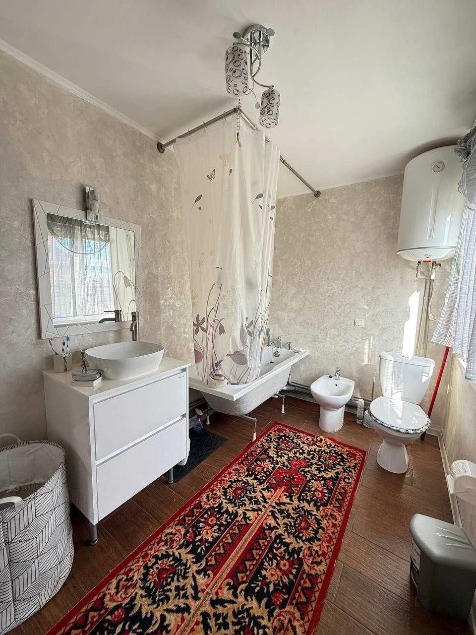 New Bugovo, Rybacska Street, two houses on a plot