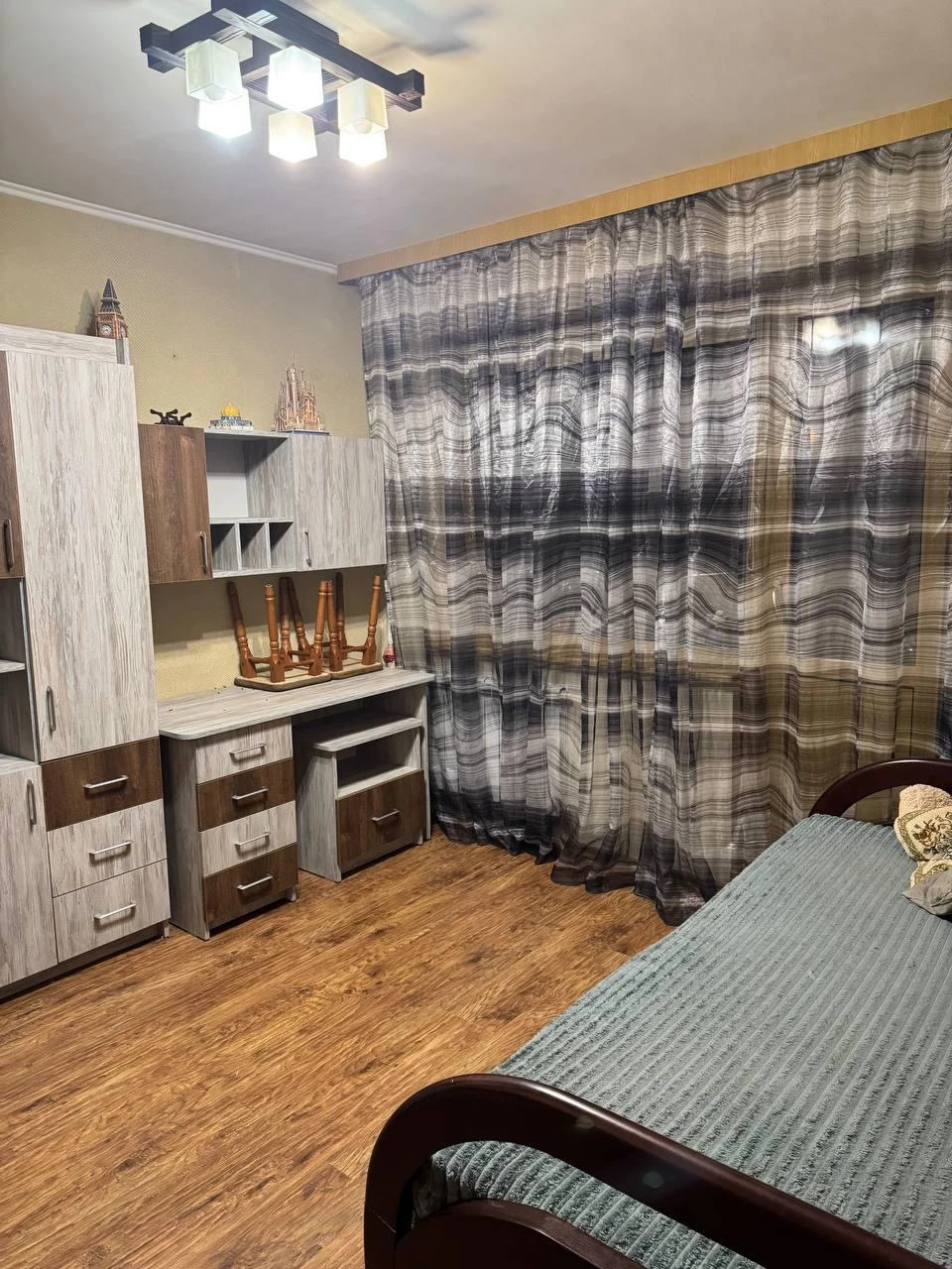 Sale of a 3-room apartment on Solny Street