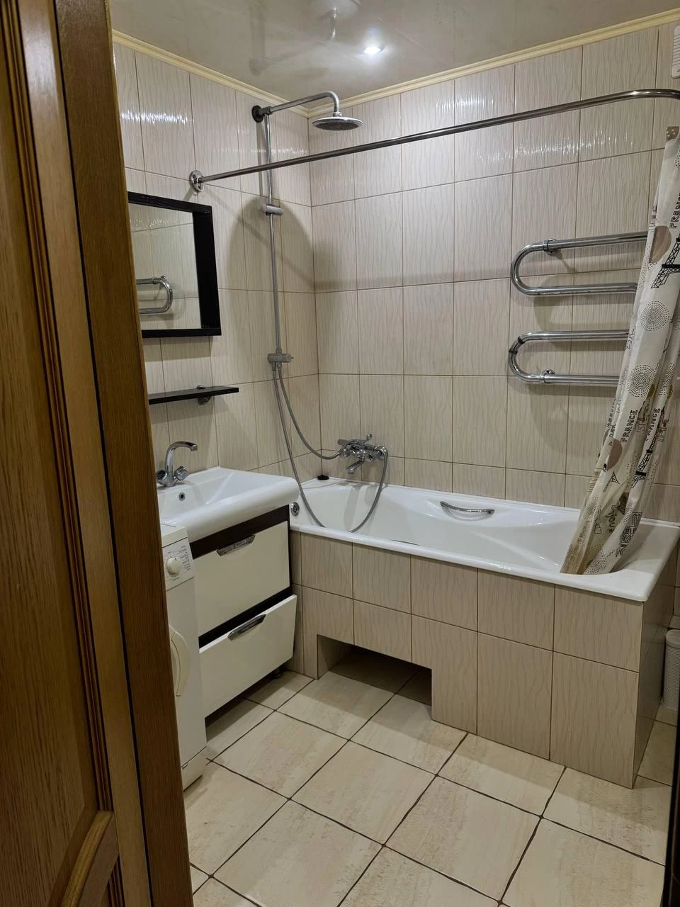 Sale of a 3-room apartment on Solny Street