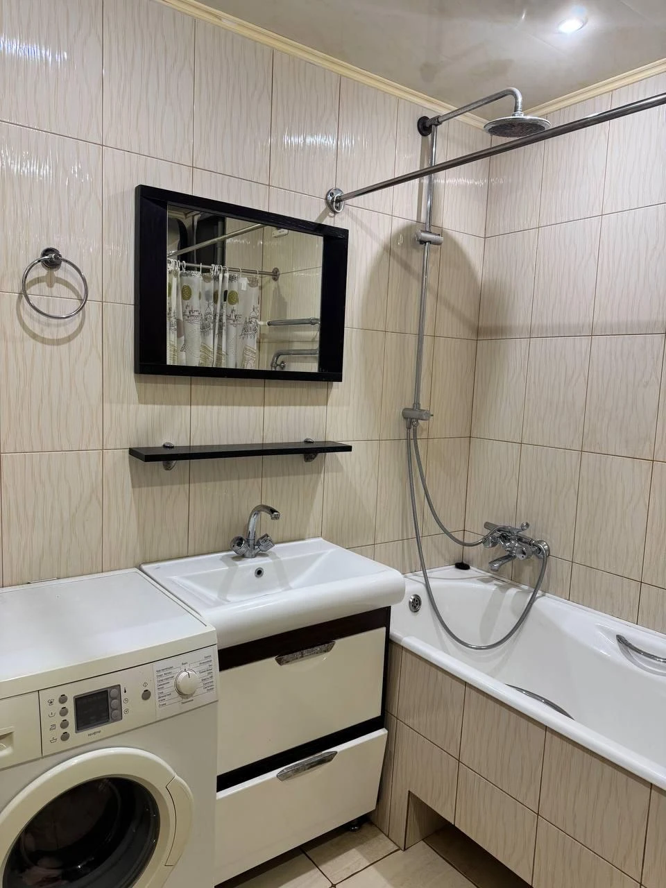 Sale of a 3-room apartment on Solny Street