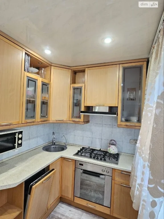 Apartment, 4 rooms, 68 m², Kharkiv
