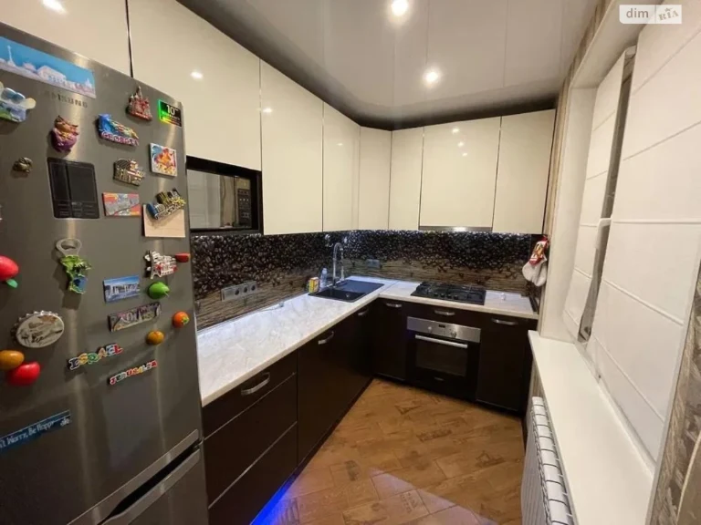 Apartment, 3 rooms, 65 sq m, Kharkiv
