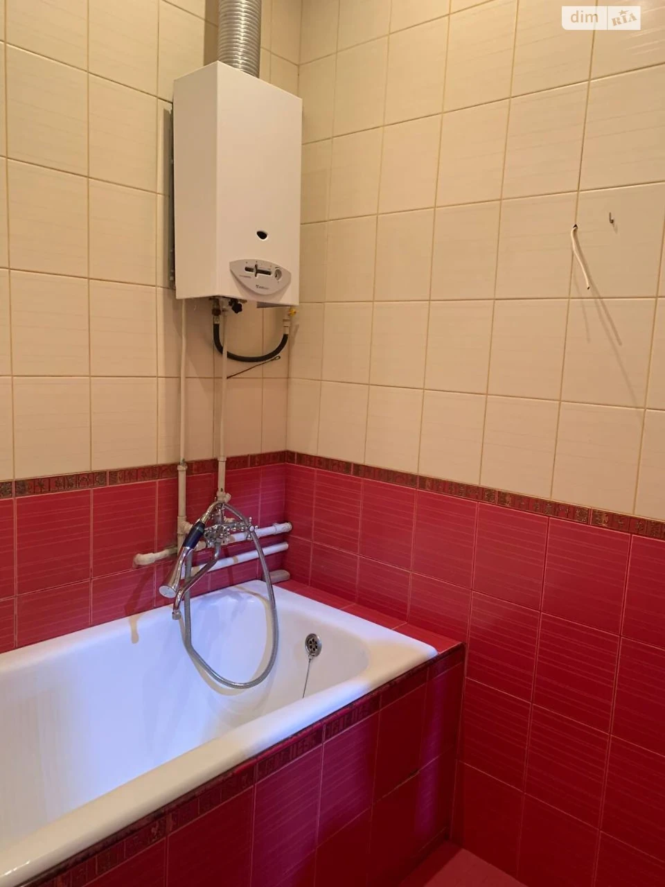 Apartment, 3 rooms, 73.8 sq.m., Kharkiv