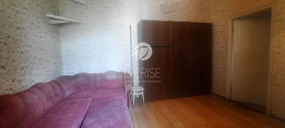 #15039 1K-Center Arsenalna Klovska Pecherskyi district Sale