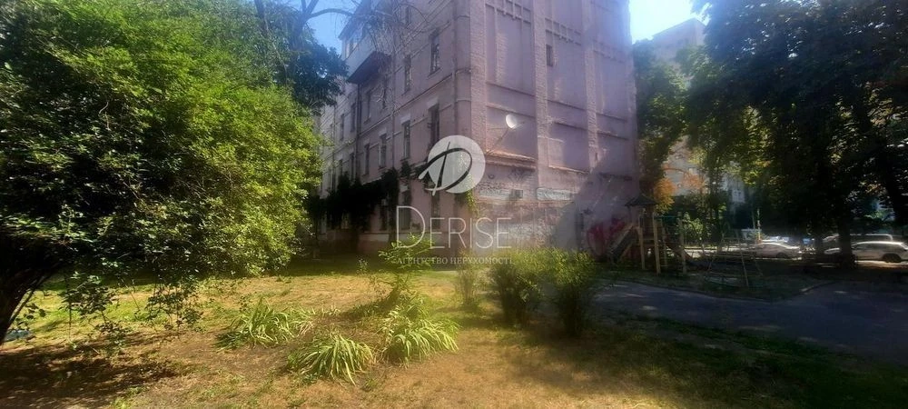 #15039 1K-Center Arsenalna Klovska Pecherskyi district Sale