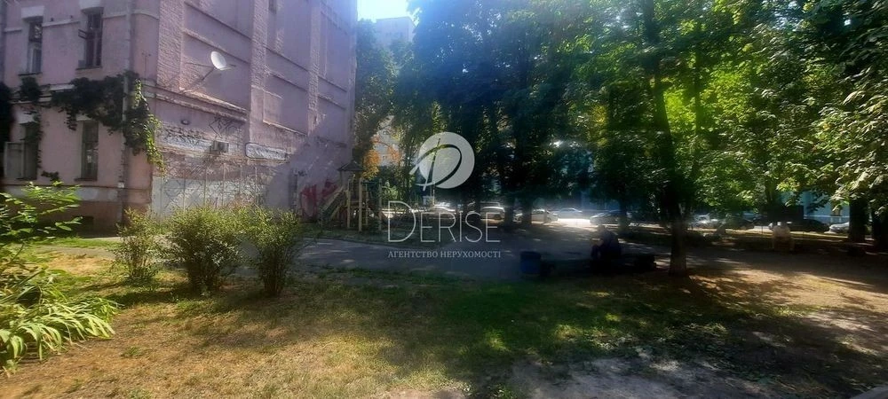 #15039 1K-Center Arsenalna Klovska Pecherskyi district Sale