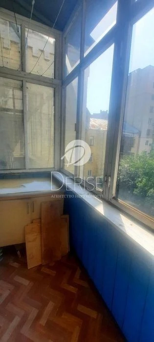 #15039 1K-Center Arsenalna Klovska Pecherskyi district Sale