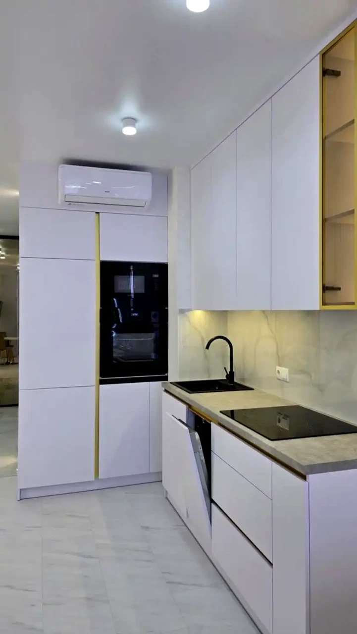 Apartment for sale 1-room 35 m² 14/26 floor.