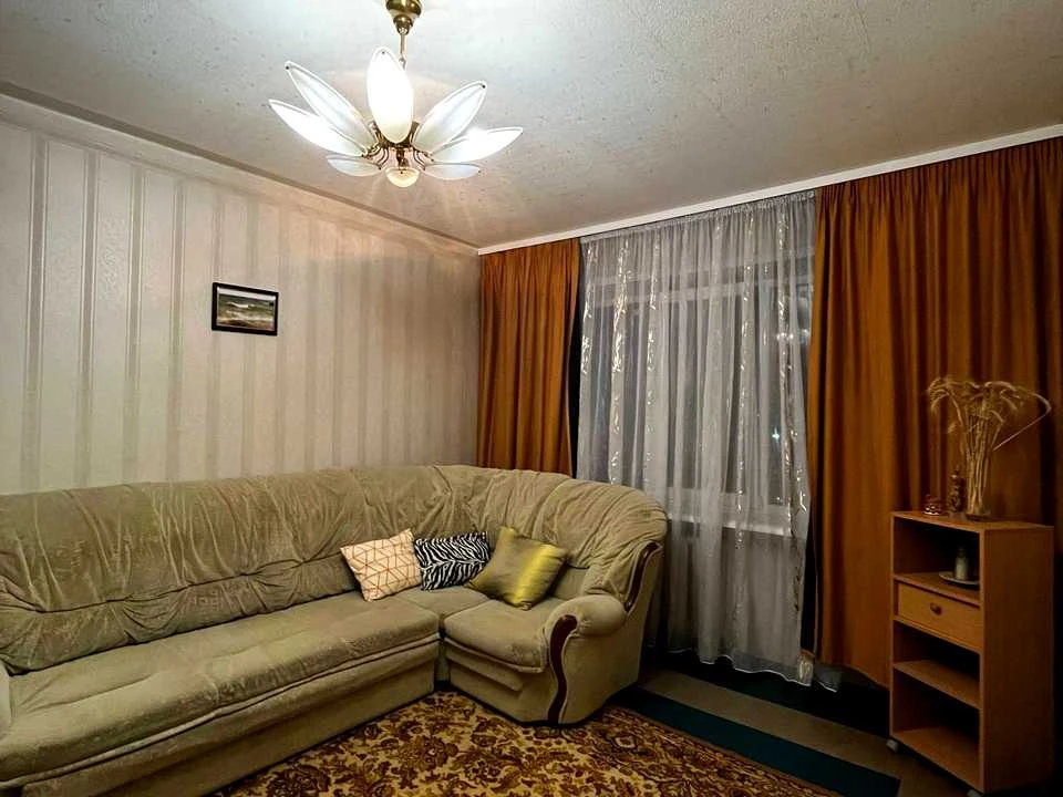 Apartment. Dnipro, Novorichna St.