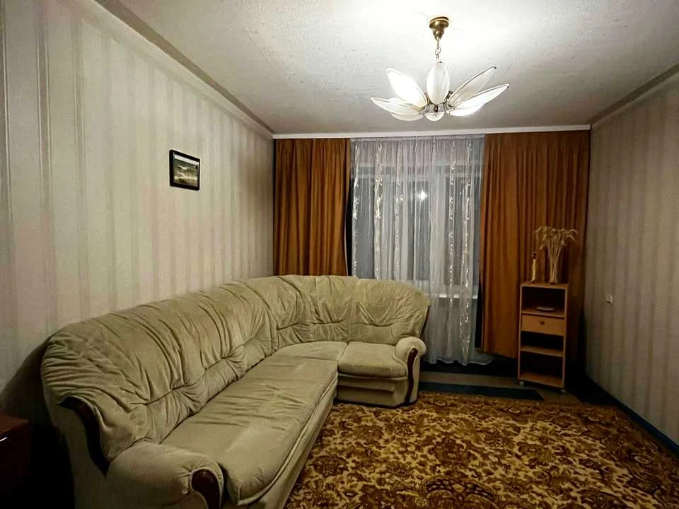 Apartment. Dnipro, Novorichna St.