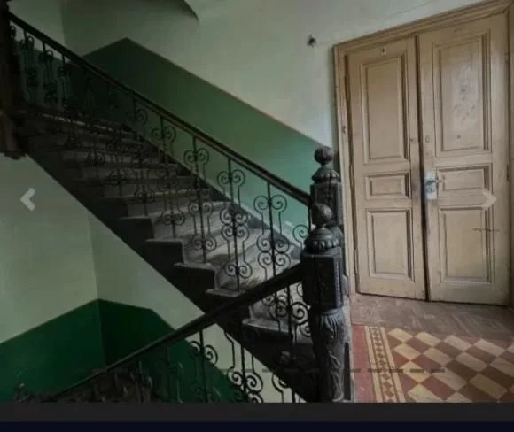Продажа 2-ком квартира 42 м² 3/3ц ул.Лысенко 60000$