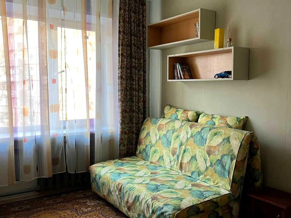 Apartment. Dnipro, Novorichna St.