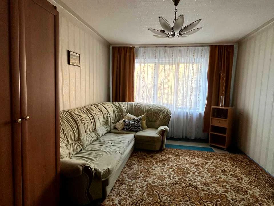 Apartment. Dnipro, Novorichna St.