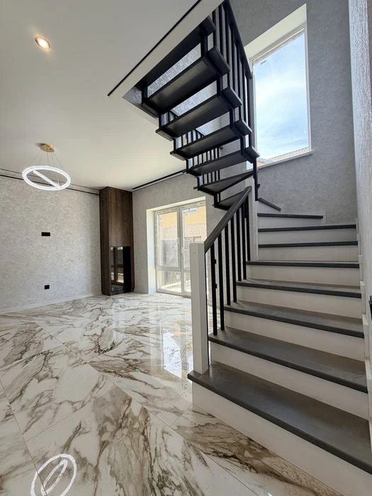 Sale of a 2-storey duplex of 90 m2 with renovation