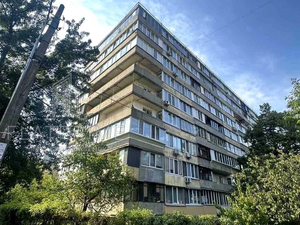 Apartment. Kyiv, Oleksandra Brynzhali St. (Teshebaeva)