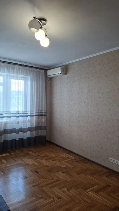 For sale 1st apartment Kuruzov