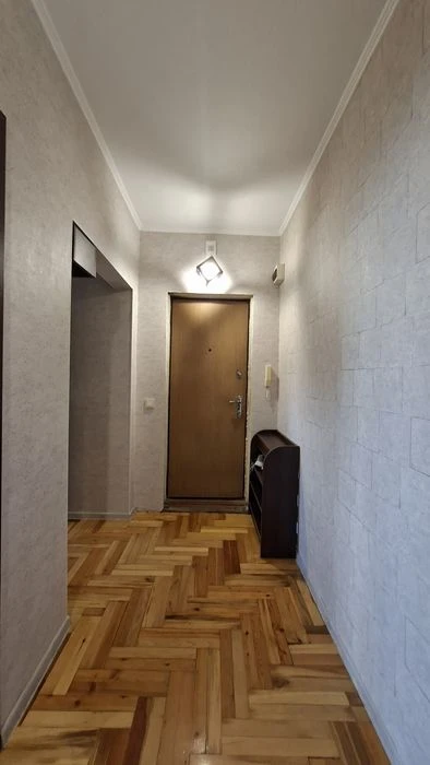 For sale 1st apartment Kuruzov