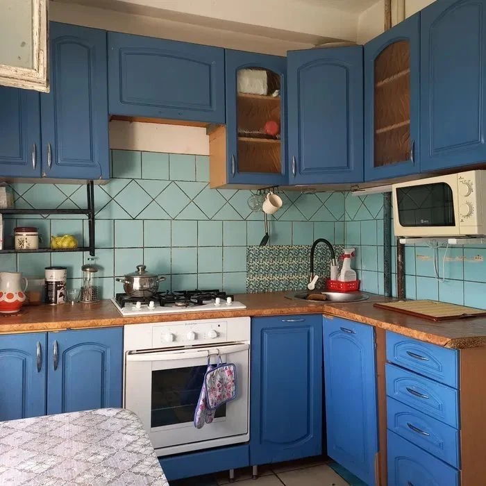 Продам 3 ком.кв. Хорошее месторасположение. Пр. Юбилейный