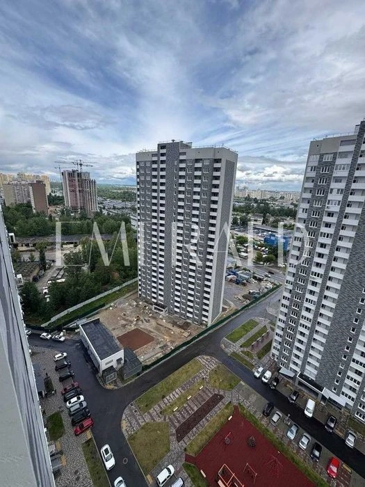 Apartment for sale in the residential complex Navigator-2, Konoplyanska Street
