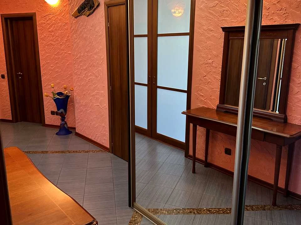 Apartment. Kyiv, Knyazhy Zaton st.