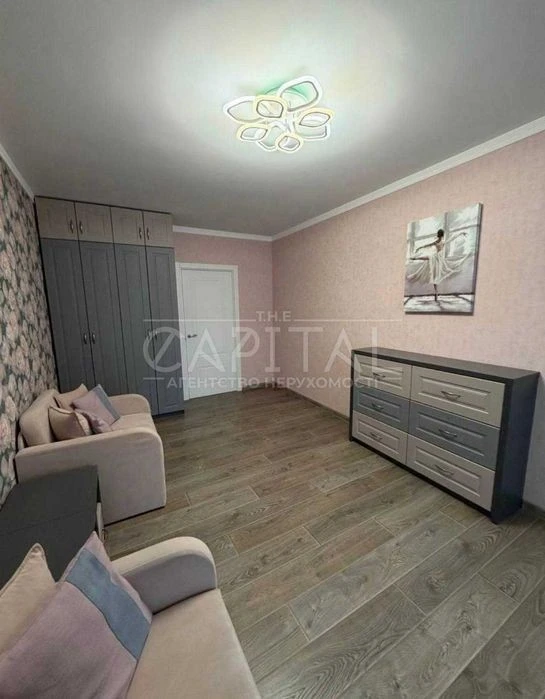 Sale of a modern 3-room apartment in the residential complex "Zarichny"