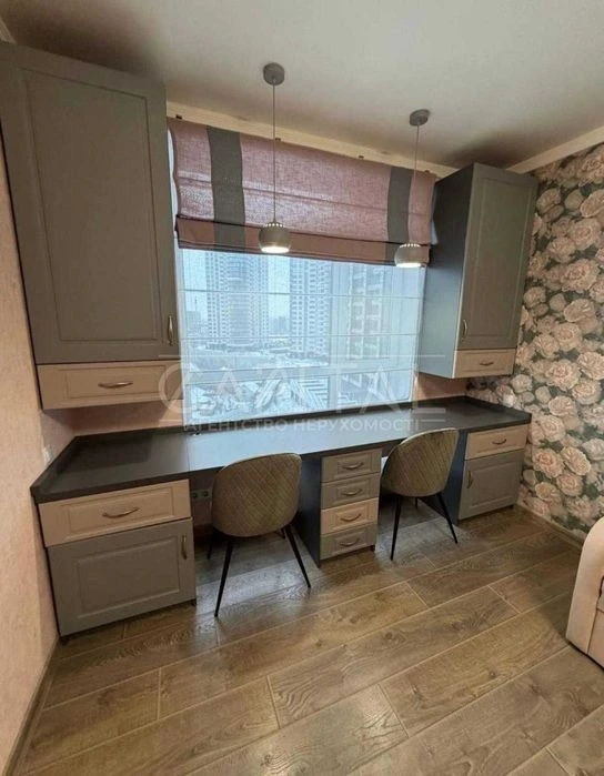 Sale of a modern 3-room apartment in the residential complex "Zarichny"