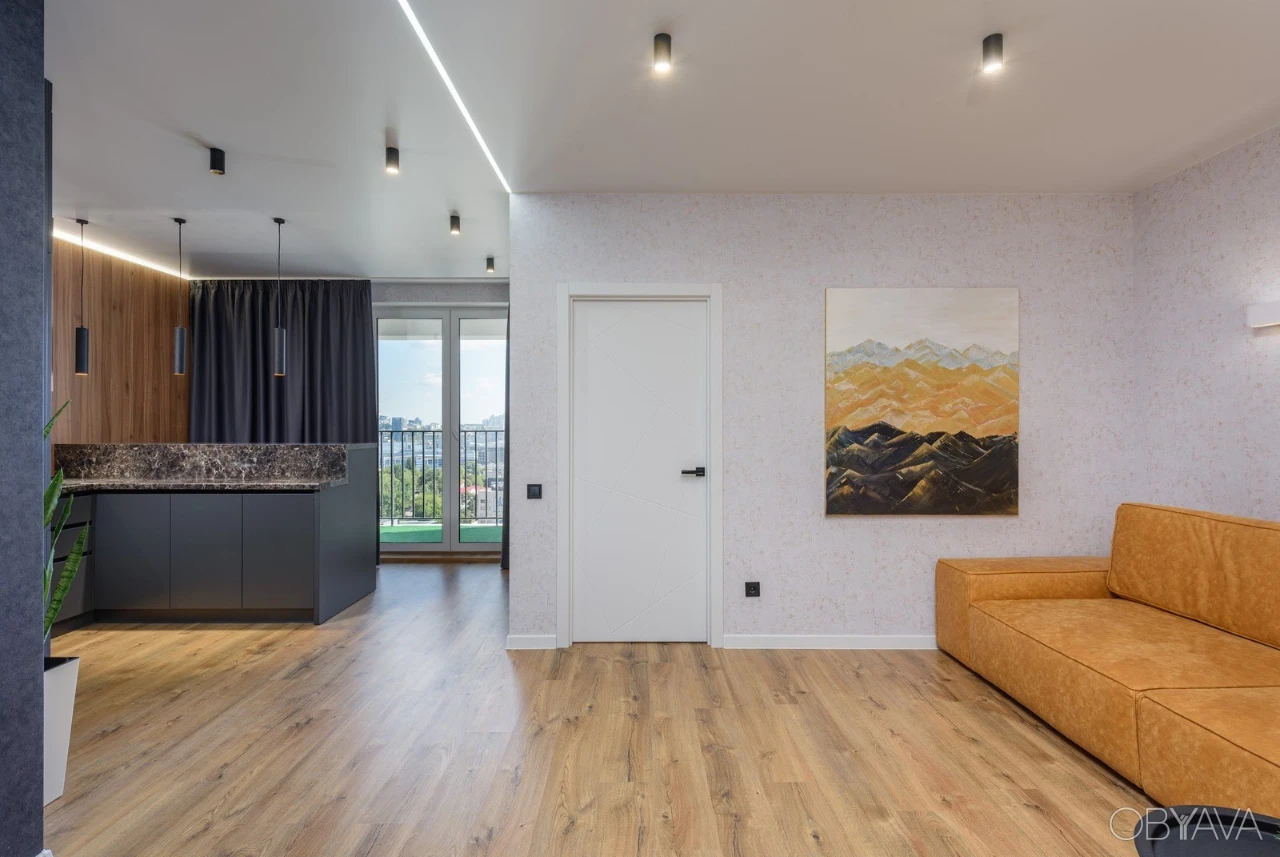 1-room apartment for sale, designer renovation, residential complex "Bristol Comfor"
