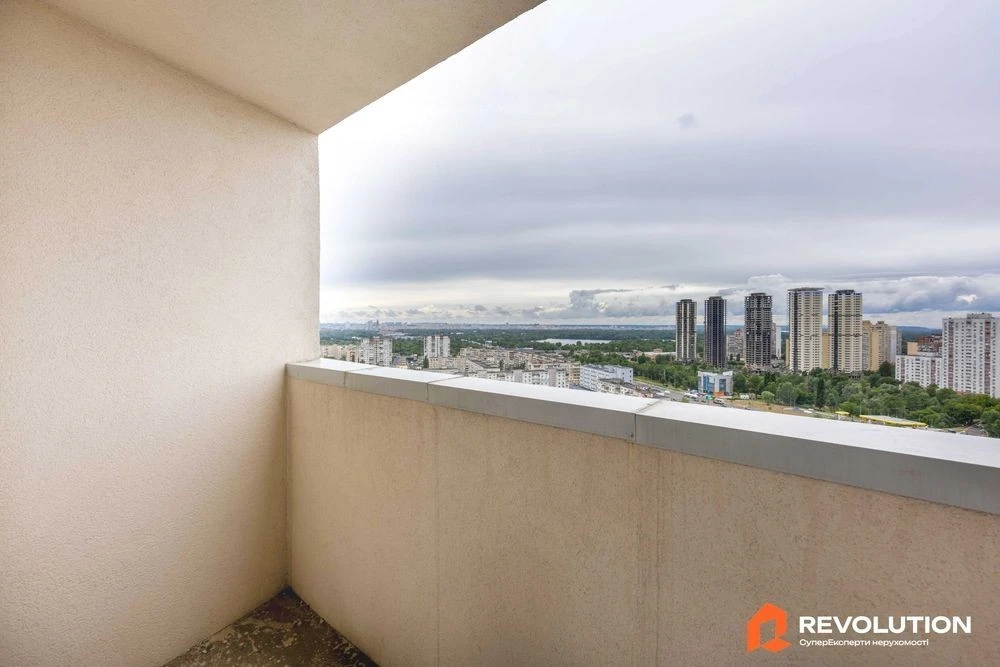 No commission. 1-room apartment for sale 46m2, residential complex Raiduzhny Dniprovs