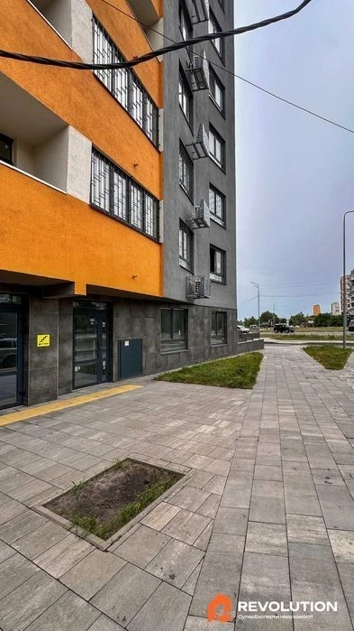 No commission. 1-room apartment for sale 46m2, residential complex Raiduzhny Dniprovs