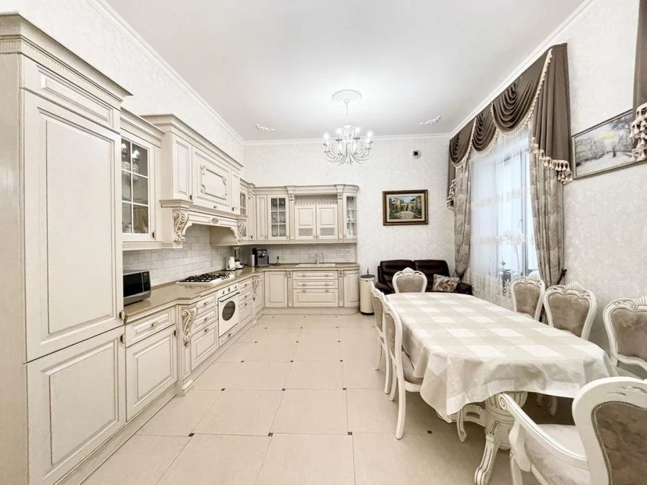 Продажа ДОМА в Совиньоне-4, 300м², 10 соток