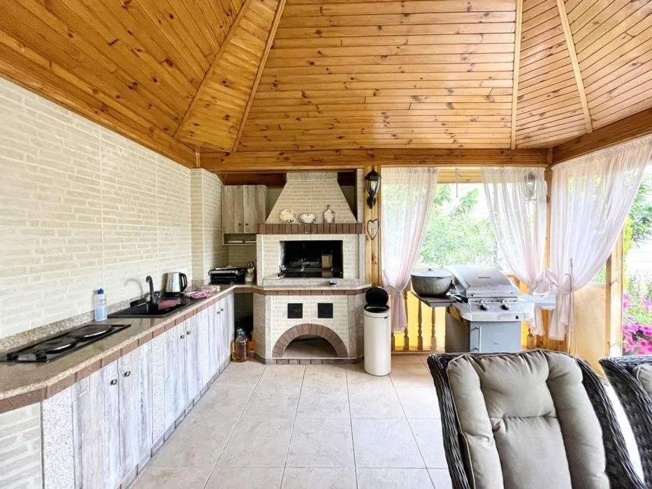 Продажа ДОМА в Совиньоне-4, 300м², 10 соток