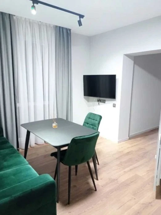 2 bedrooms! 2-room apartment for sale in Sokolniki residential complex with designer furniture.
