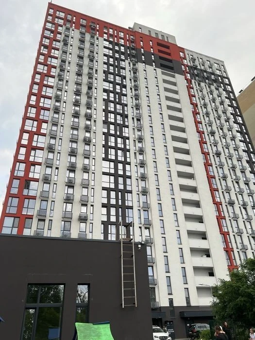 Owner. Two-level 82 m