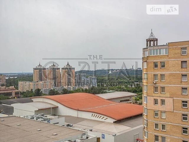Sale of a 5-room apartment of 206 sq. m. on Mykilsko-Slobidska Street 1