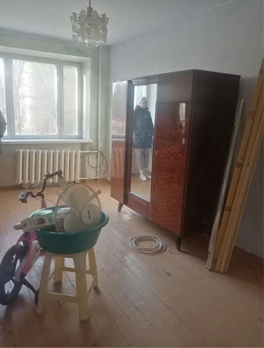 Двокімнатна квартира , Космос
