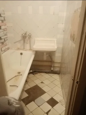 Двокімнатна квартира , Космос